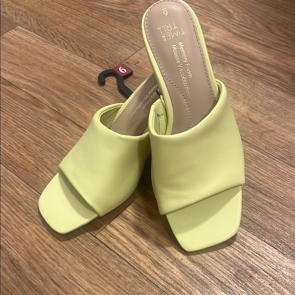 Time and Tru Lemon Mules for Women
